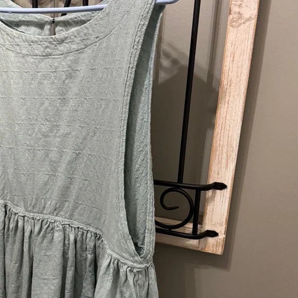 Elegant Sleeveless Mint Dress Free People Large - Picture 7 of 12